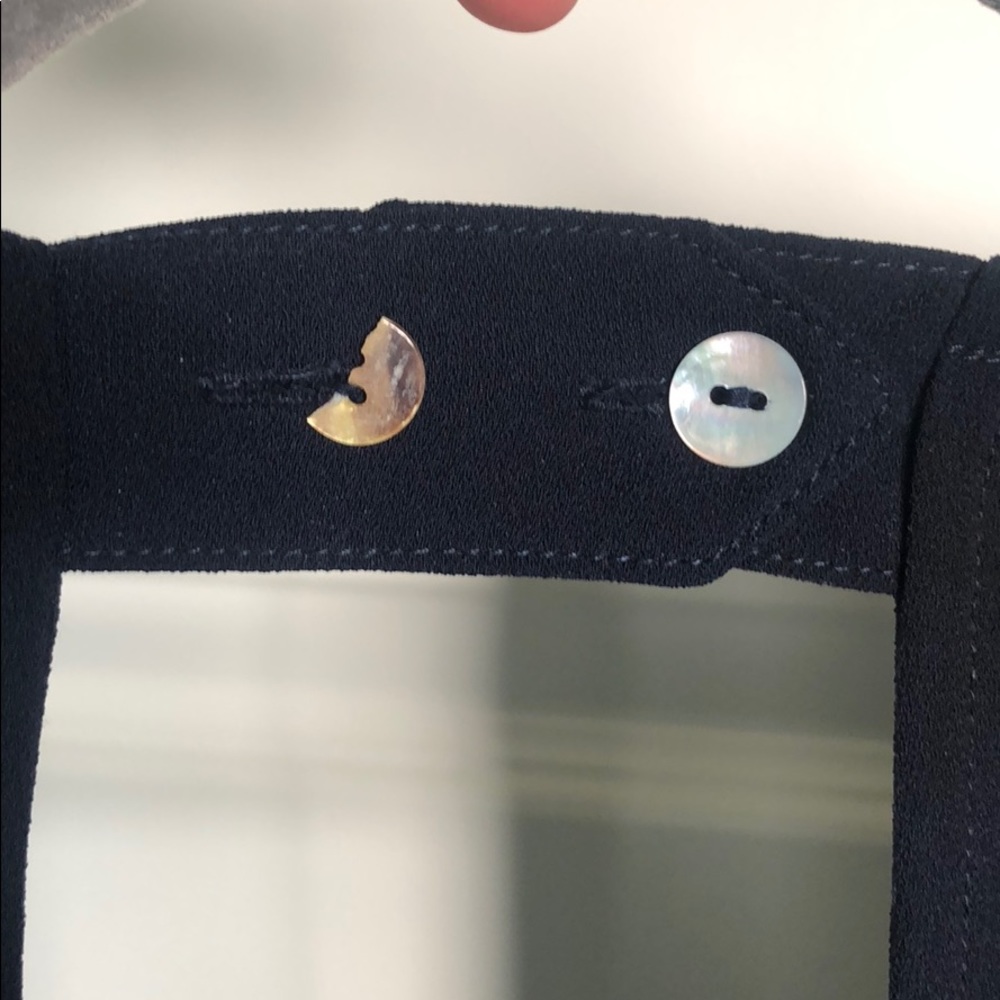 New Olivaceous Navy Romper - Picture 4 of 6